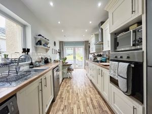 Photo 18- click for photo gallery